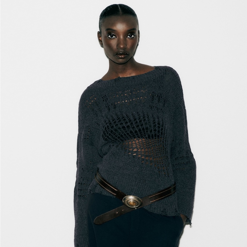 Zara ripped open knit seawater distressed style size XS
